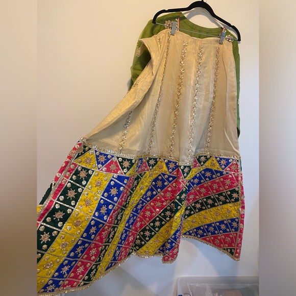 Mehendi Lengha Outfit - Picture 8 of 10